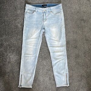 WHBM Skinny Crop Jeans with Ankle Zip Sz 4
